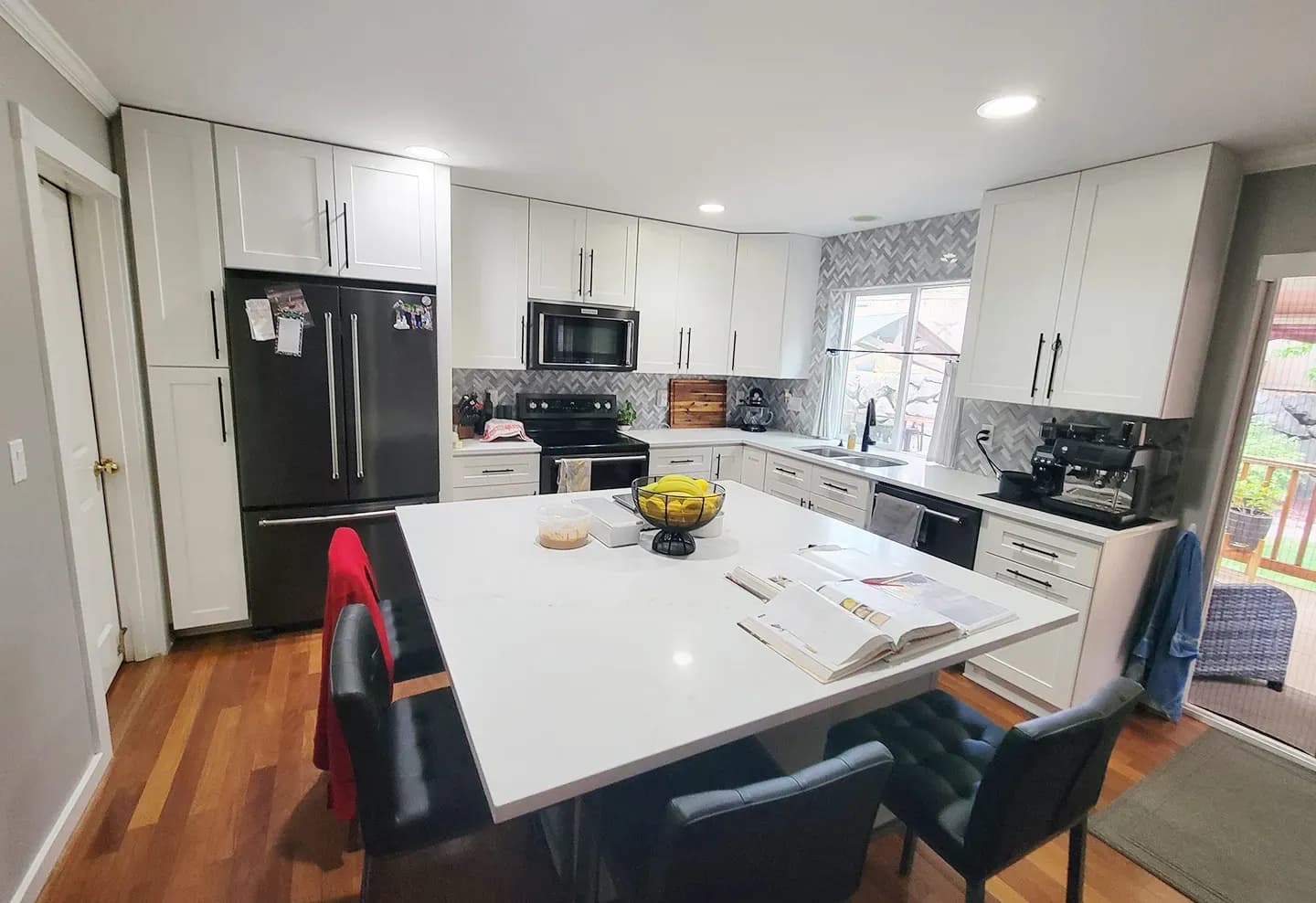 How Much Does It Cost to Replace Kitchen Cabinets?